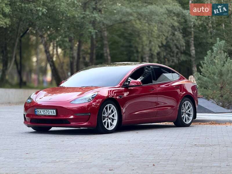 Седан Tesla Model 3 2021 в Івано-Франківську фото Седан Tesla Model 3 2021 в Івано-Франківську