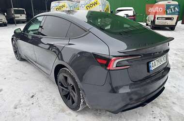 Седан Tesla Model 3 2024 в Киеве