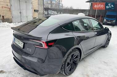 Седан Tesla Model 3 2024 в Киеве
