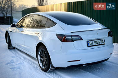 Седан Tesla Model 3 2021 в Полтаве