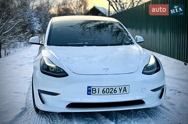 Седан Tesla Model 3 2021 в Полтаве