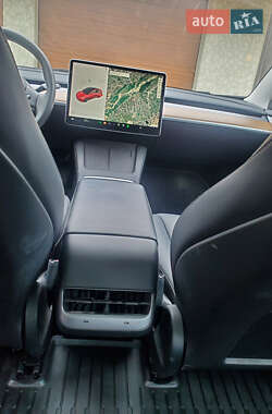 Седан Tesla Model 3 2022 в Ивано-Франковске