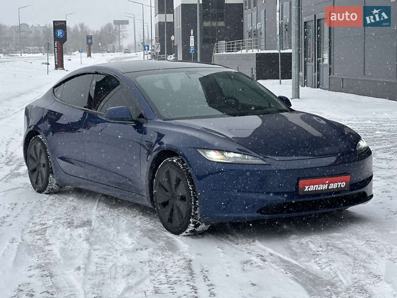 Седан Tesla Model 3 2024 в Києві фото 3 Седан Tesla Model 3 2024 в Києві