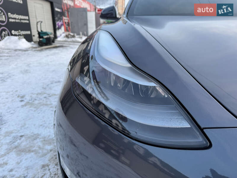 Седан Tesla Model 3 2021 в Киеве фото 8 Седан Tesla Model 3 2021 в Киеве
