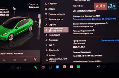 Седан Tesla Model 3 2022 в Черкассах
