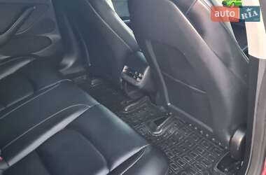 Седан Tesla Model 3 2022 в Черкассах