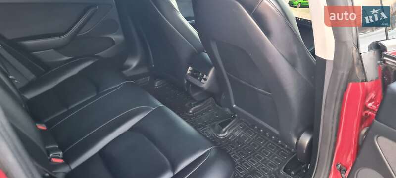 Седан Tesla Model 3 2022 в Черкассах фото 28 Седан Tesla Model 3 2022 в Черкассах