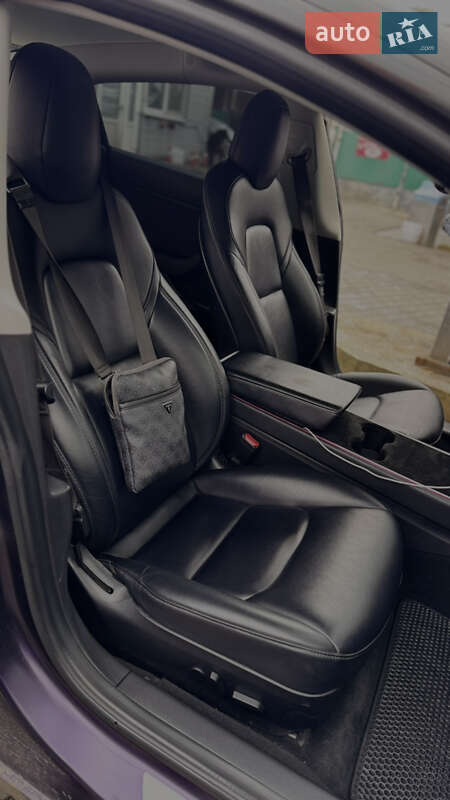 Седан Tesla Model 3 2018 в Черноморске