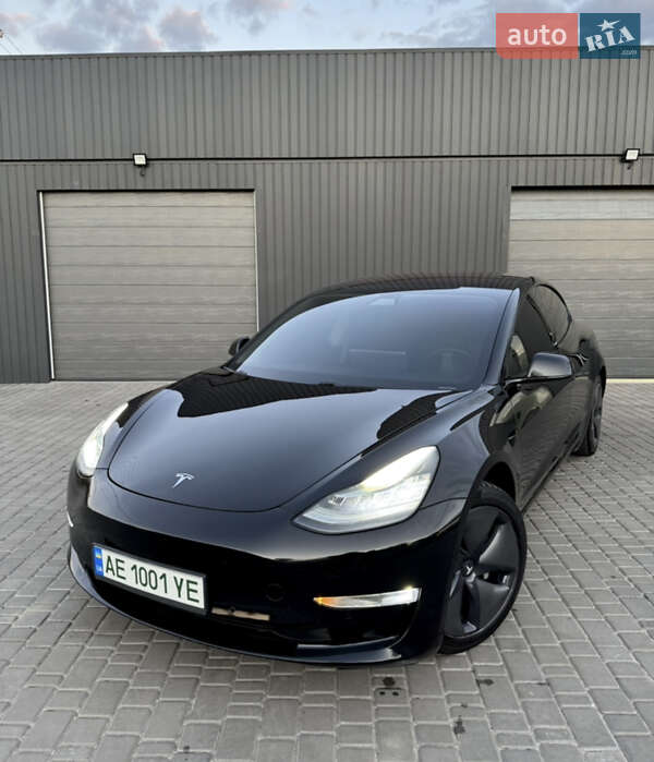 Tesla Model 3 2018