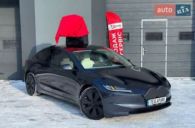Седан Tesla Model 3 2024 в Києві