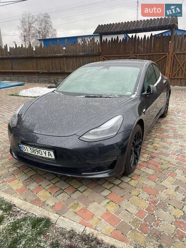 Tesla Model 3 2023