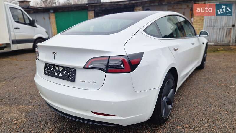 Седан Tesla Model 3 2020 в Киеве фото 28 Седан Tesla Model 3 2020 в Киеве