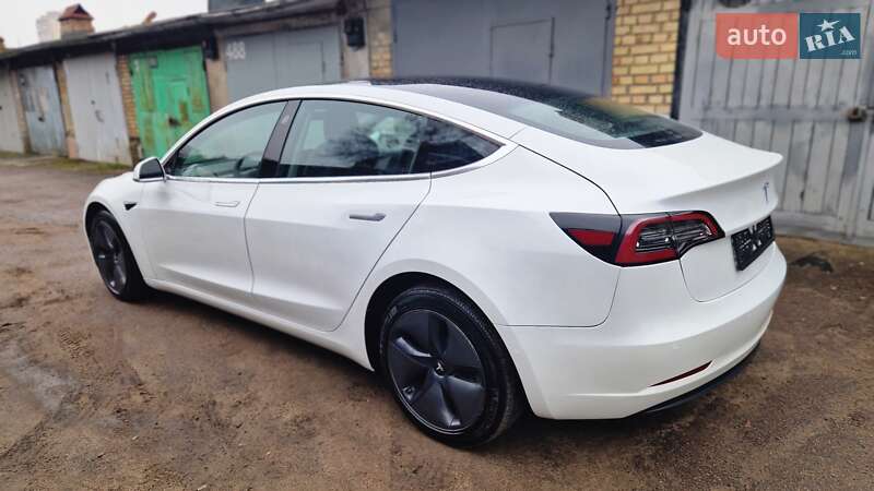 Седан Tesla Model 3 2020 в Киеве фото 38 Седан Tesla Model 3 2020 в Киеве