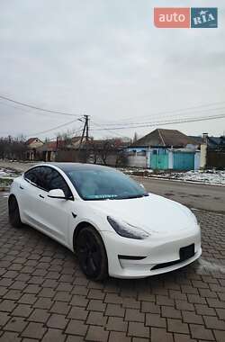 Седан Tesla Model 3 2021 в Николаеве