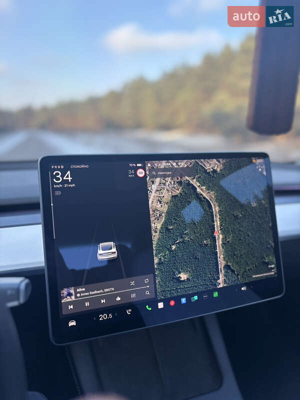 Седан Tesla Model 3 2021 в Кременчуге