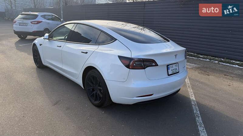 Седан Tesla Model 3 2022 в Одессе
