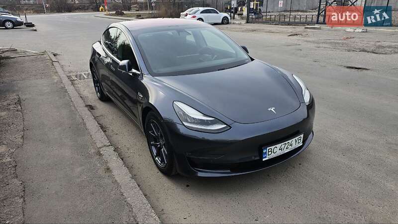 Седан Tesla Model 3 2019 в Львові фото 7 Седан Tesla Model 3 2019 в Львові