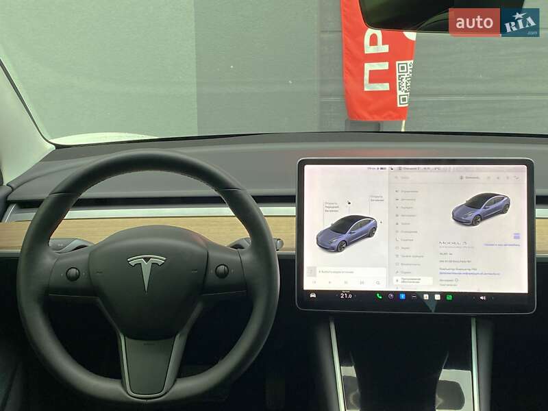 Седан Tesla Model 3 2019 в Киеве
