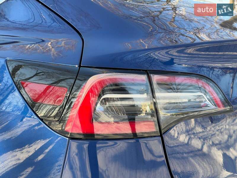 Седан Tesla Model 3 2020 в Ахтырке