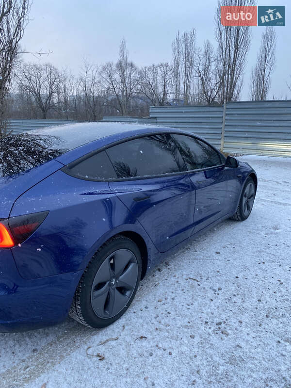 Седан Tesla Model 3 2022 в Кременчуге