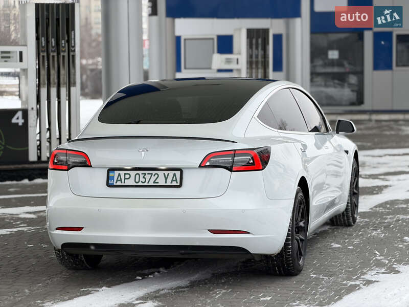 Седан Tesla Model 3 2020 в Запорожье
