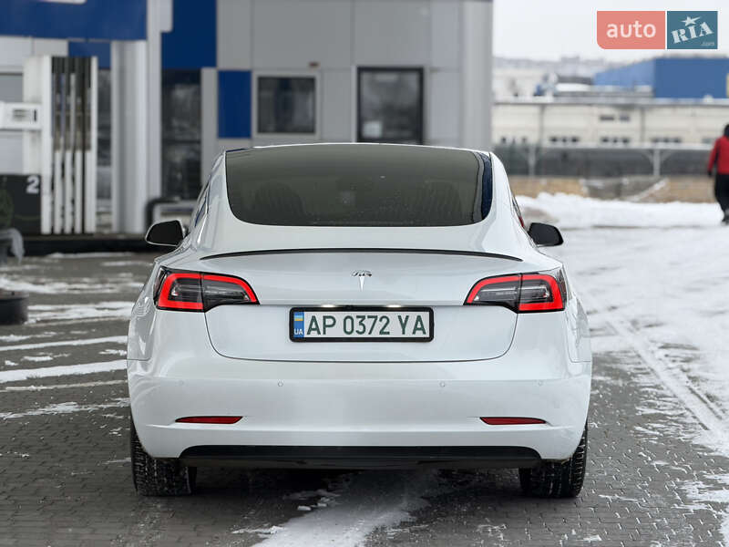 Седан Tesla Model 3 2020 в Запорожье