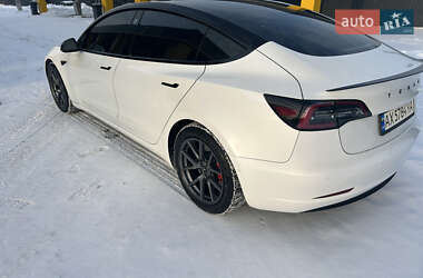Седан Tesla Model 3 2021 в Харькове
