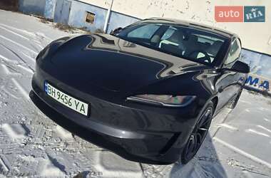Седан Tesla Model 3 2024 в Одессе