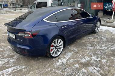 tesla model-3 2018 в Кривой Рог от профессионального продавца Влад Віталійович Тиховский