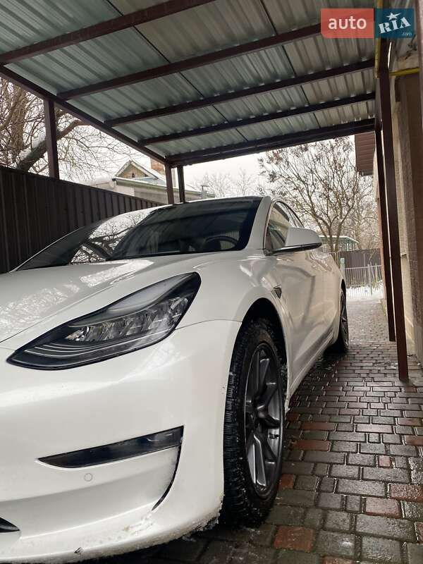 Седан Tesla Model 3 2019 в Белой Церкви