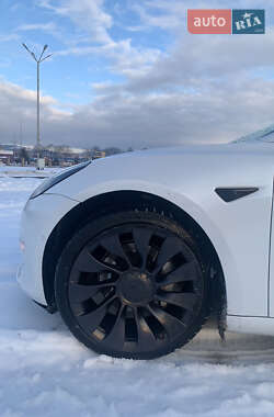 Седан Tesla Model 3 2018 в Мукачево