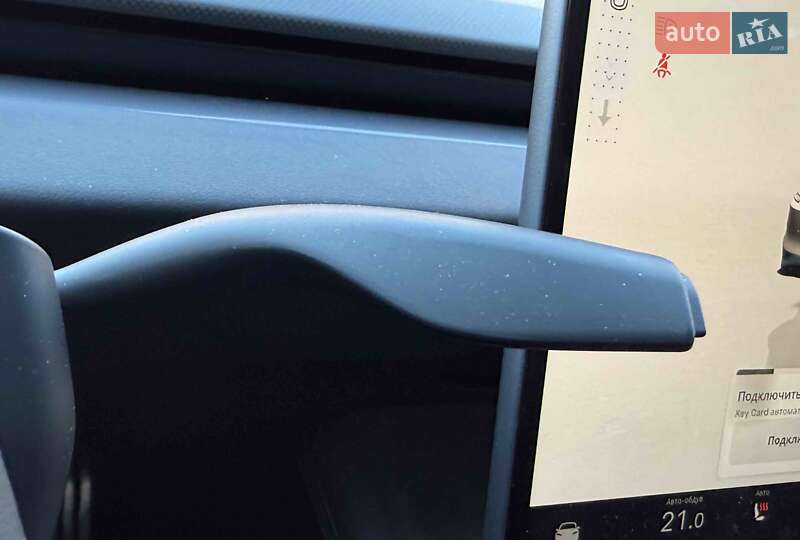 Седан Tesla Model 3 2024 в Львові