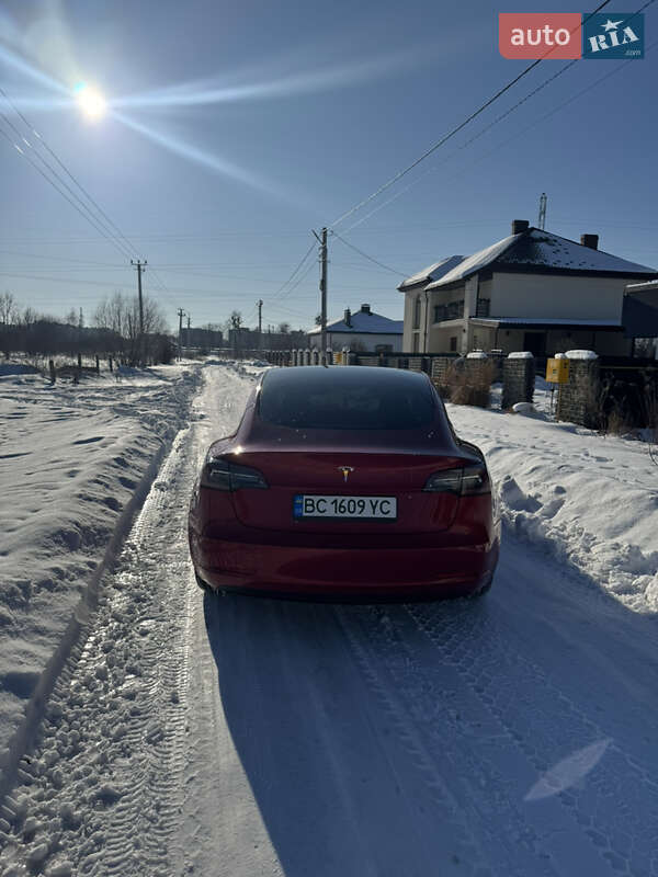 Седан Tesla Model 3 2022 в Стрию фото 12 Седан Tesla Model 3 2022 в Стрию
