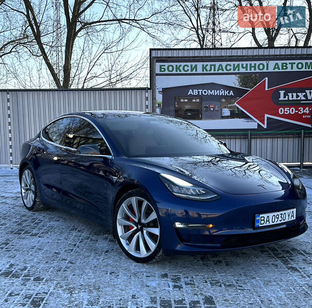 Tesla Model 3