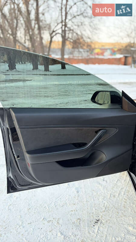 Седан Tesla Model 3 2018 в Слов'янську