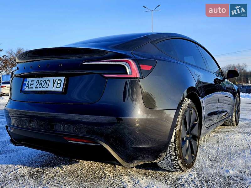 Седан Tesla Model 3 2024 в Дніпрі фото 9 Седан Tesla Model 3 2024 в Дніпрі