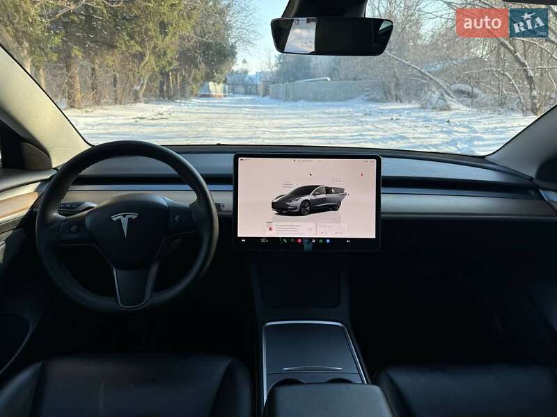 Седан Tesla Model 3 2023 в Хмельницком