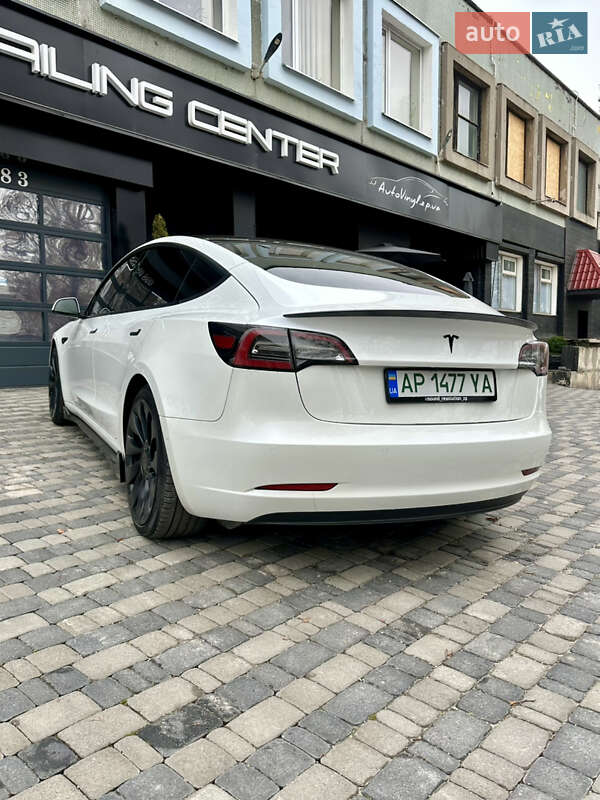 Седан Tesla Model 3 2021 в Запорожье