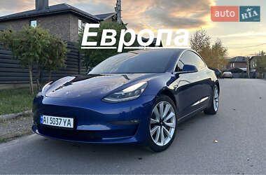 Седан Tesla Model 3 2019 в Киеве