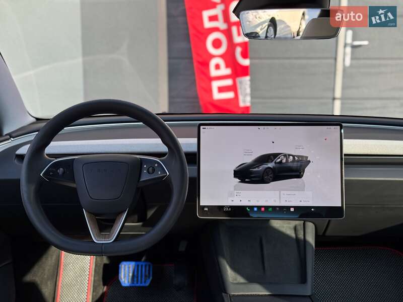 Седан Tesla Model 3 2024 в Киеве