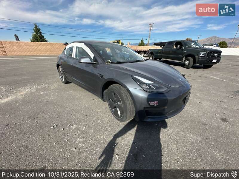 Седан Tesla Model 3 2023 в Белой Церкви