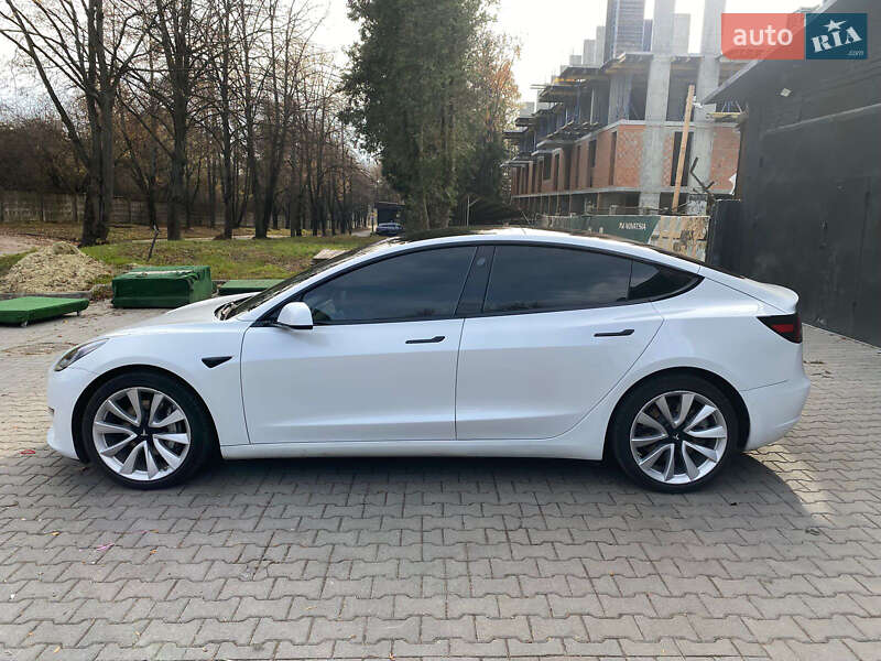 Седан Tesla Model 3 2020 в Львове фото 6 Седан Tesla Model 3 2020 в Львове