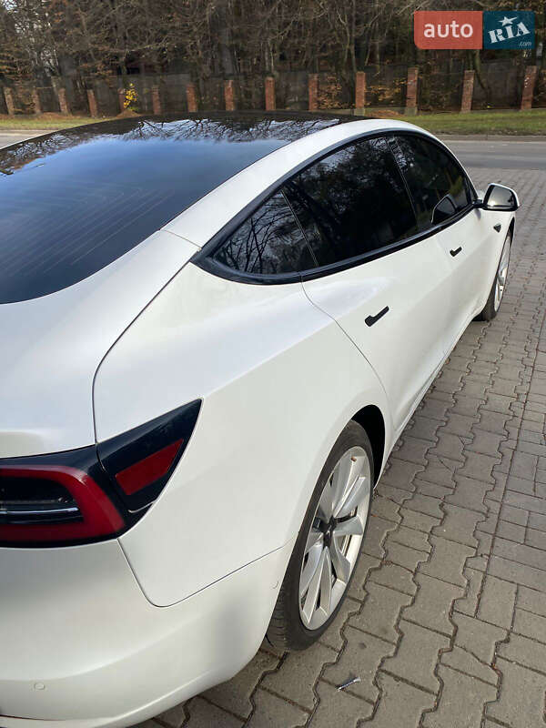 Седан Tesla Model 3 2020 в Львове фото 16 Седан Tesla Model 3 2020 в Львове