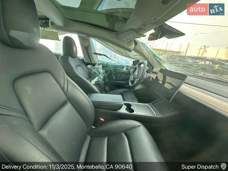 Седан Tesla Model 3 2023 в Белой Церкви