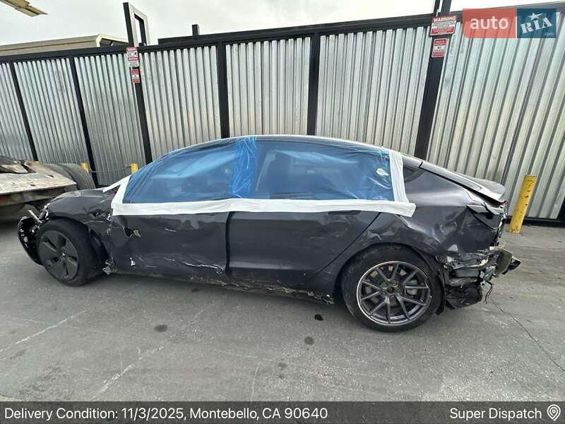 Седан Tesla Model 3 2023 в Белой Церкви