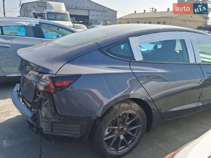 Седан Tesla Model 3 2023 в Белой Церкви