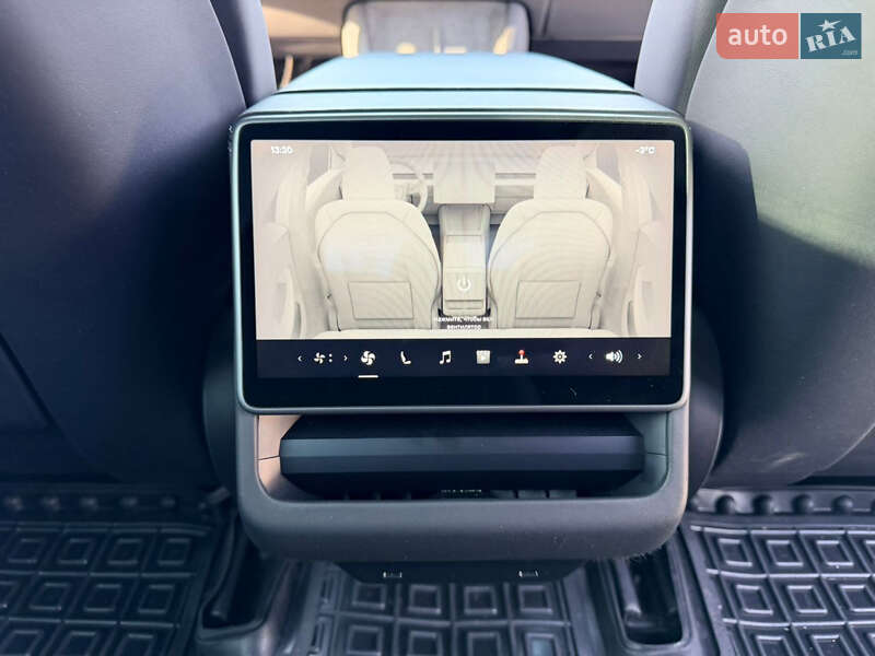 Седан Tesla Model 3 2024 в Кропивницькому фото 15 Седан Tesla Model 3 2024 в Кропивницькому