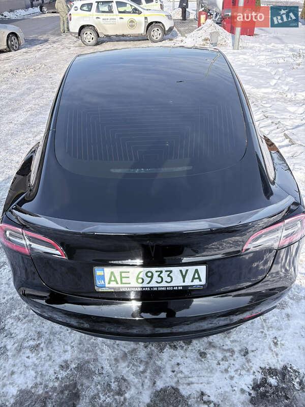Седан Tesla Model 3 2019 в Дніпрі