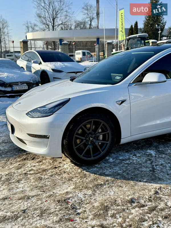 Седан Tesla Model 3 2019 в Вінниці фото 5 Седан Tesla Model 3 2019 в Вінниці