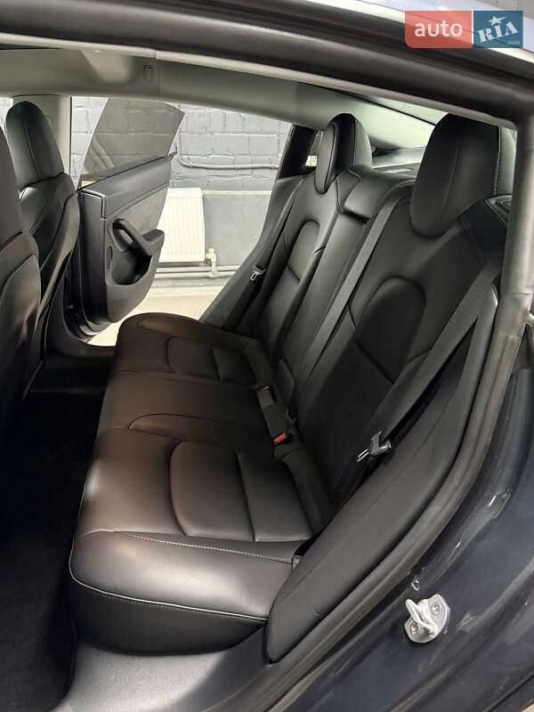 Седан Tesla Model 3 2023 в Києві фото 10 Седан Tesla Model 3 2023 в Києві
